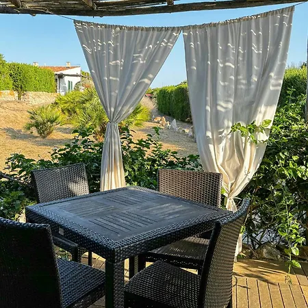 Near Sandy Beaches In Cova Апартаменты *